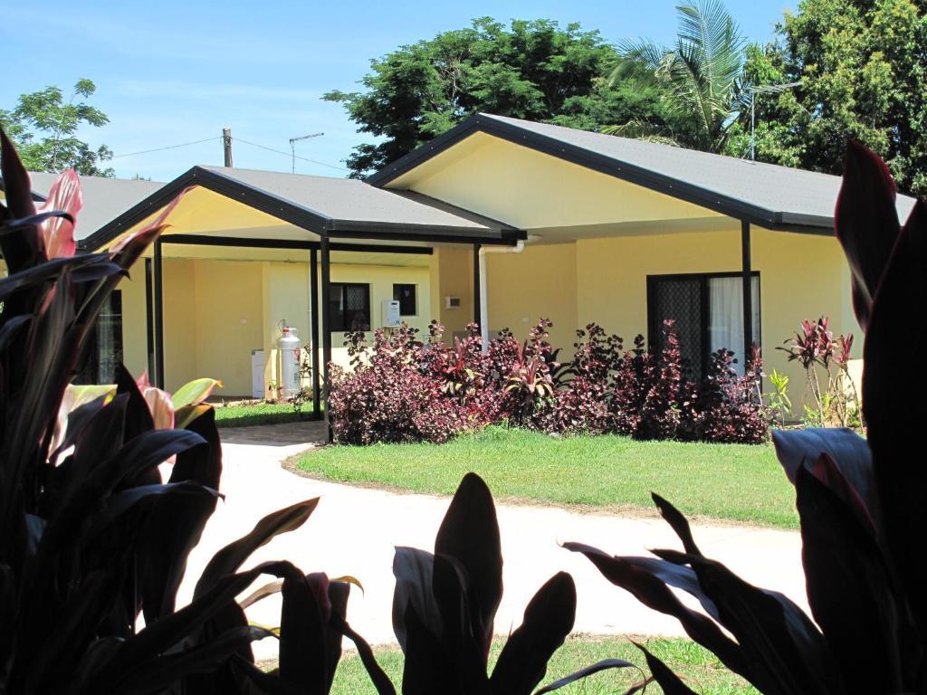 Atherton Holiday Park Exterior photo